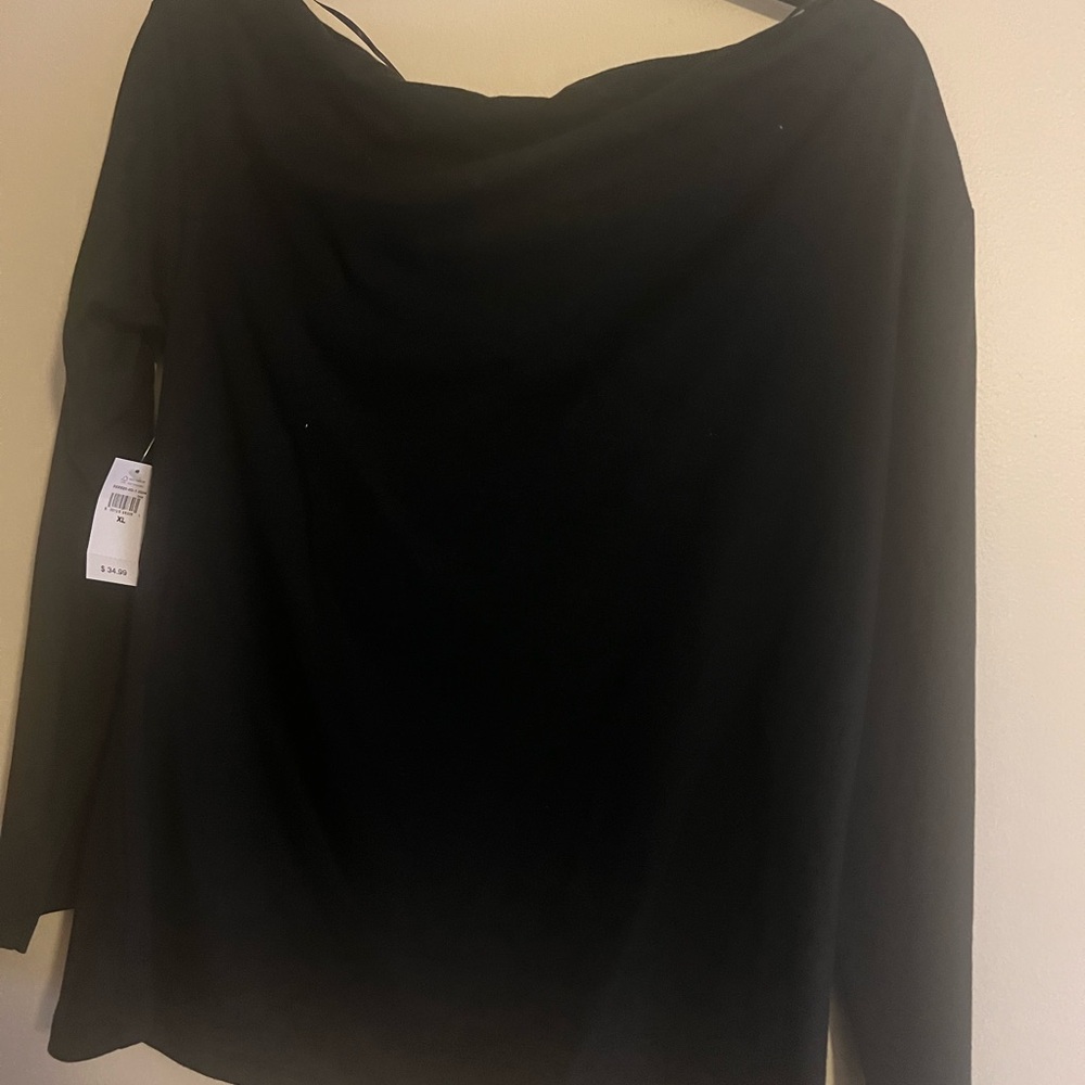NWT Black Women's  Boatneck Top